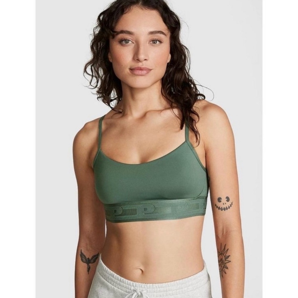 PINK Victoria's Secret Sports set in Sage - Picture 6 of 7